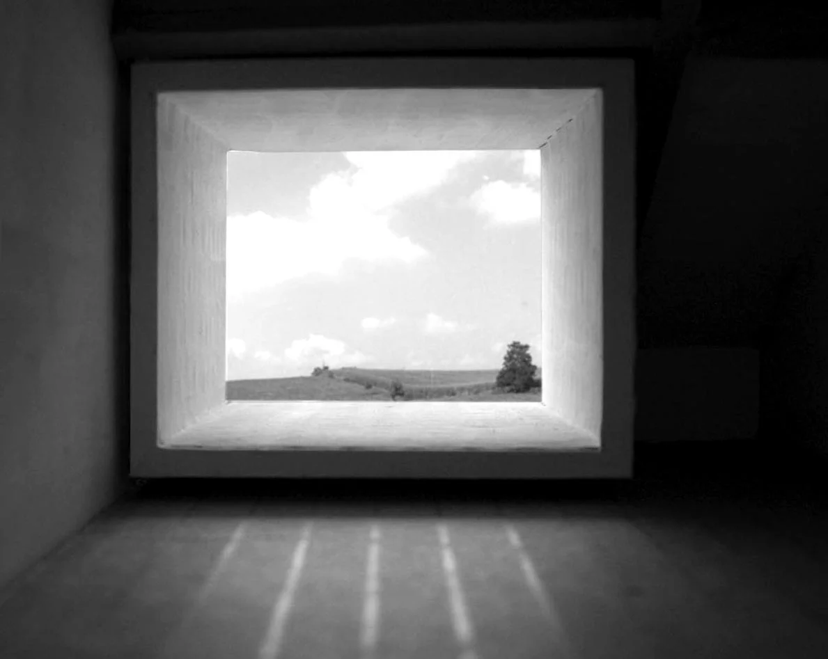   Light Box &nbsp; &nbsp;the library loft is a place of silence and contemplation. the contained light of the light box becomes a pure volume that one can inhabit to dissolve into the physical and intellectual landscapes. 
