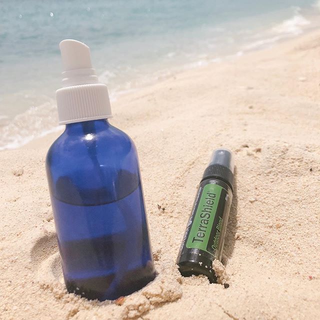 🏝Non tox beach must haves .
✨non tox sunscreen ✨non tox bug repellent @doterra
✨coconut oil hair mask ( for this postpartum hair loss 😳🤷&zwj;♀️- not pictured, results coming in the near future 🤞) UP your vitamin D absorption, no white film, keep 