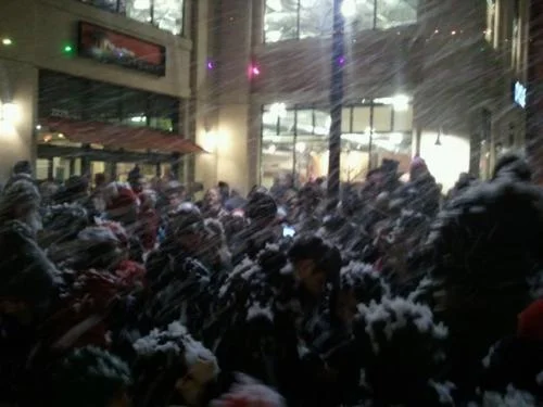 lasers and snow effects in mall
