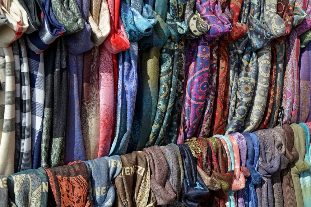785be-scarf-2898730_1920.jpg