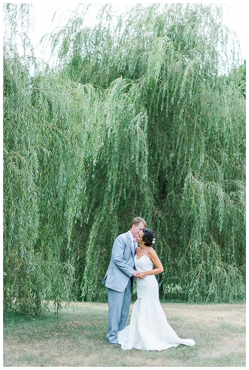 For the modern couple planning their wedding in NY, NJ + PA. Real weddings, engagements, inspiration + more!