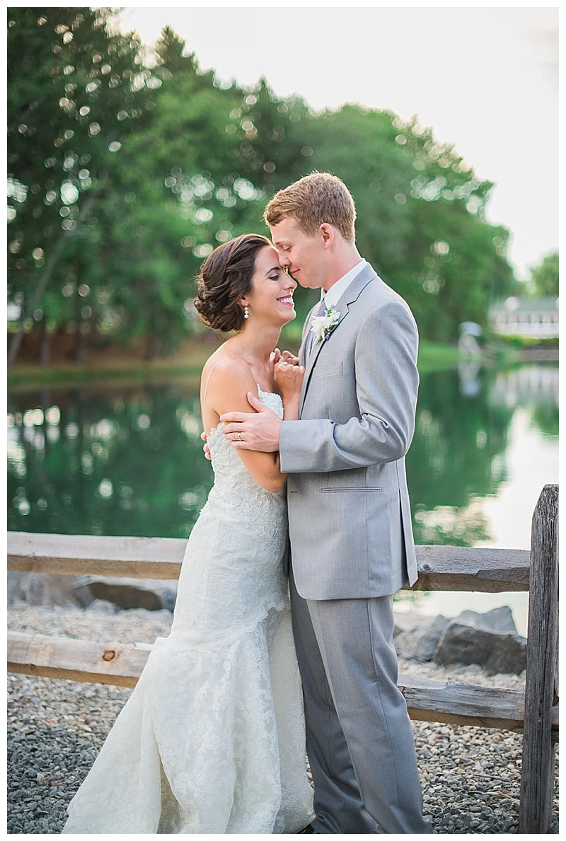 For the modern couple planning their wedding in NY, NJ + PA. Real weddings, engagements, inspiration + more!