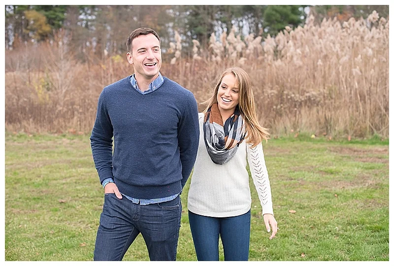 Red Oak Weddings | New York, New Jersey and Pennsylvania wedding vendors, resources and inspiration for the modern couple | Engagement Session | Laura Lee Photography