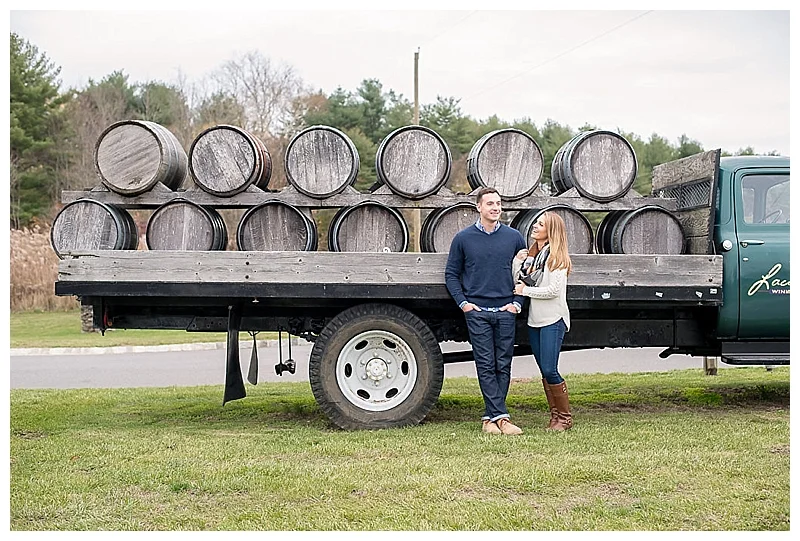 Red Oak Weddings | New York, New Jersey and Pennsylvania wedding vendors, resources and inspiration for the modern couple | Engagement Session | Laura Lee Photography