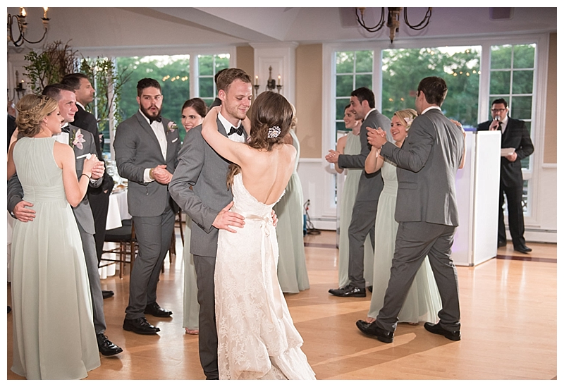 Red Oak Weddings | New York, New Jersey and Pennsylvania wedding vendors, resources and inspiration for the modern couple | Weddings | DeborahAnn Photography