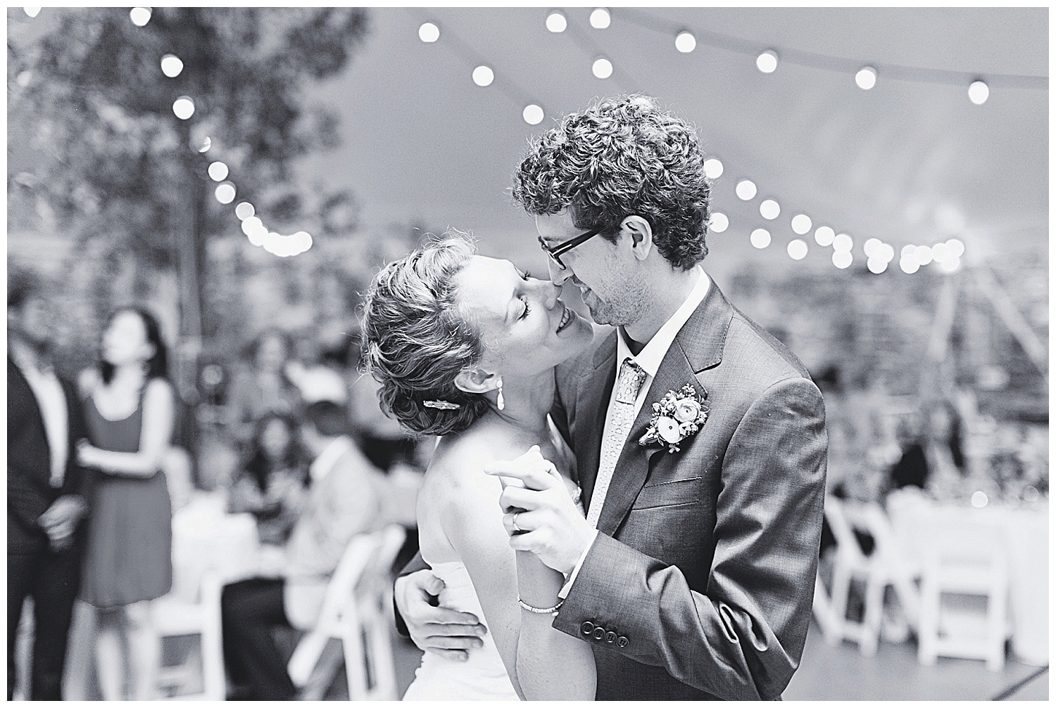 Red Oak Weddings | Wedding + Lifestyle Blog for the Modern Couple in NY, NJ + PA | Real Weddings | Cassi Claire Photography