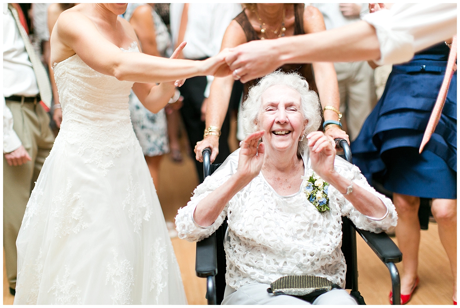 Red Oak Weddings | Wedding + Lifestyle Blog for the Modern Couple in NY, NJ + PA | Real Weddings | Cassi Claire Photography