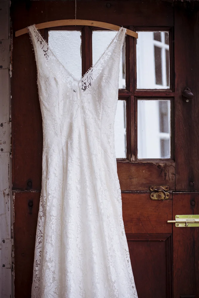 Red Oak Weddings | New York, New Jersey and Pennsylvania wedding vendors, resources and inspiration for the modern couple | All Who Wander Events