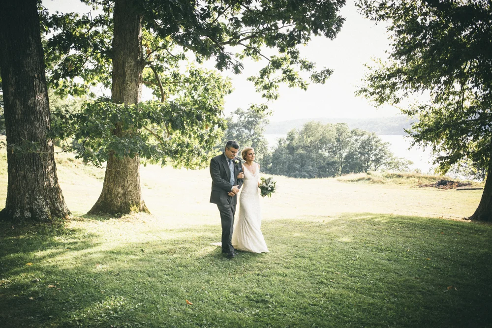 Red Oak Weddings | New York, New Jersey and Pennsylvania wedding vendors, resources and inspiration for the modern couple | All Who Wander Events