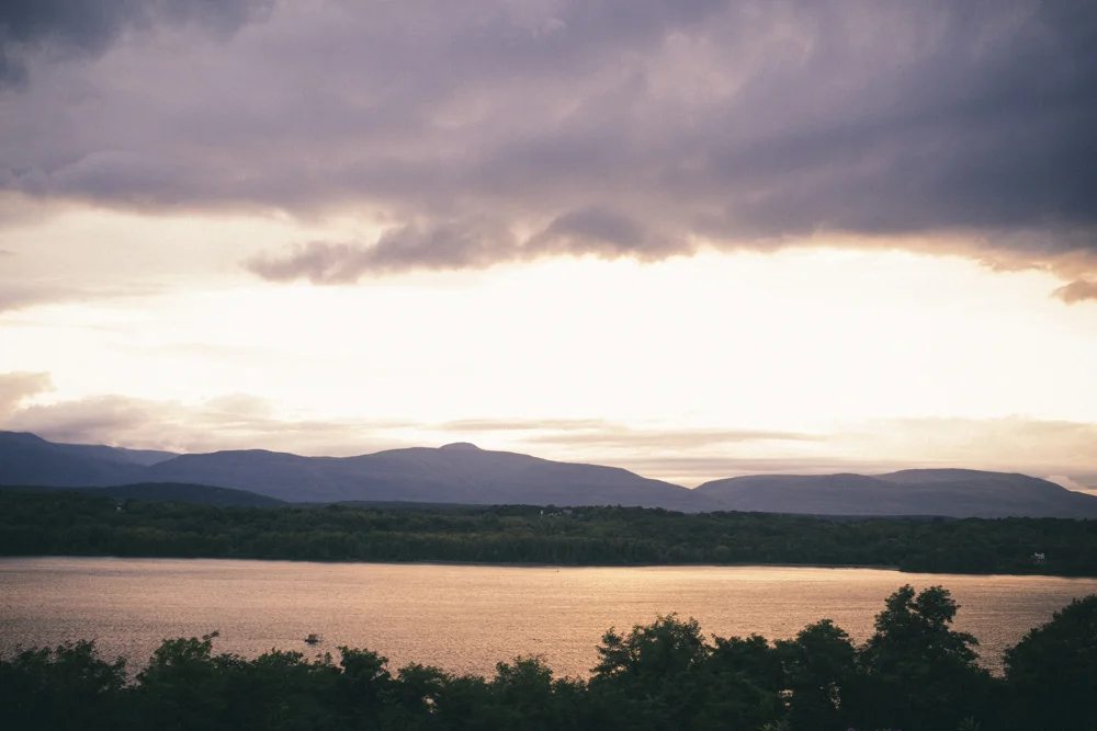 Red Oak Weddings | New York, New Jersey and Pennsylvania wedding vendors, resources and inspiration for the modern couple | All Who Wander Events