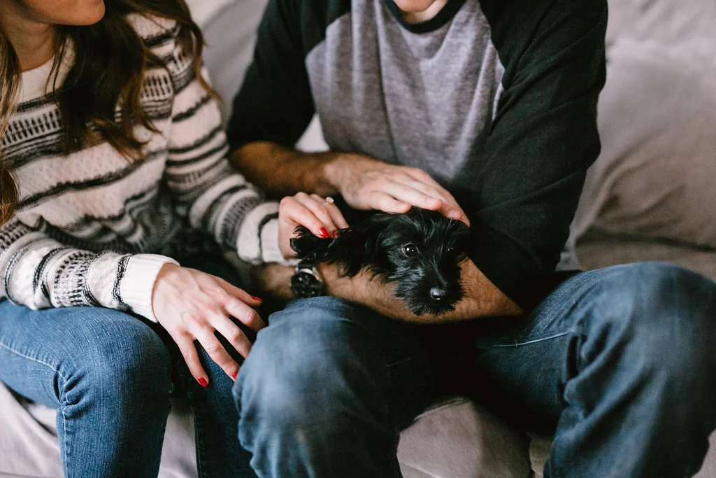 Red Oak Weddings | Lancaster Engagement Session | Ali Paul Photography | In home engagement session | Pennsylvania Engagement Session