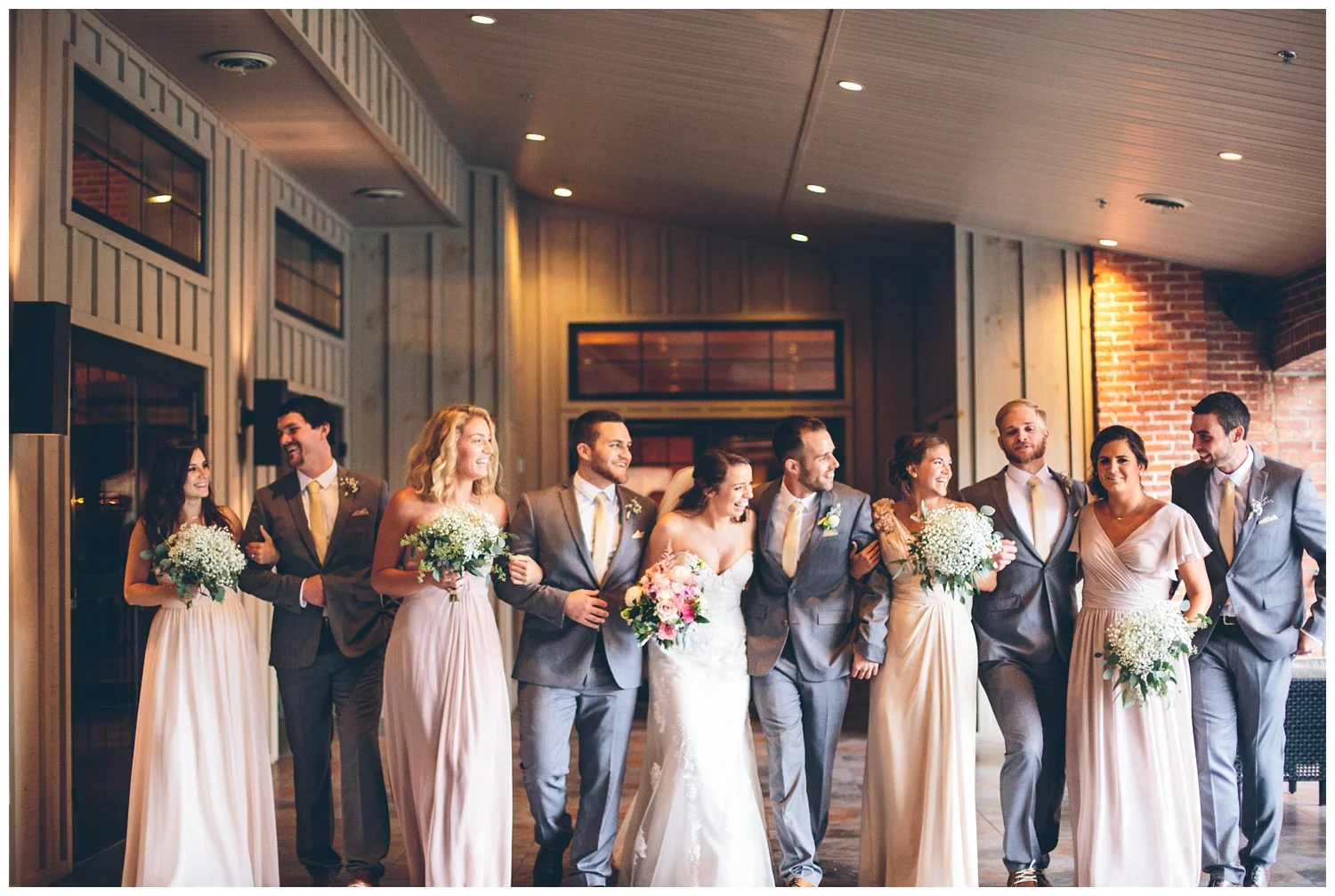 For the modern couple planning their wedding in NY, NJ + PA. Real weddings, engagements, inspiration + more!