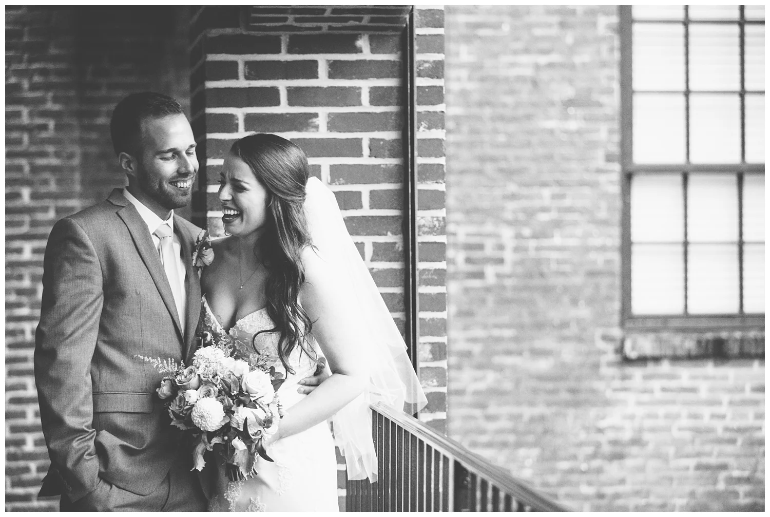 For the modern couple planning their wedding in NY, NJ + PA. Real weddings, engagements, inspiration + more!
