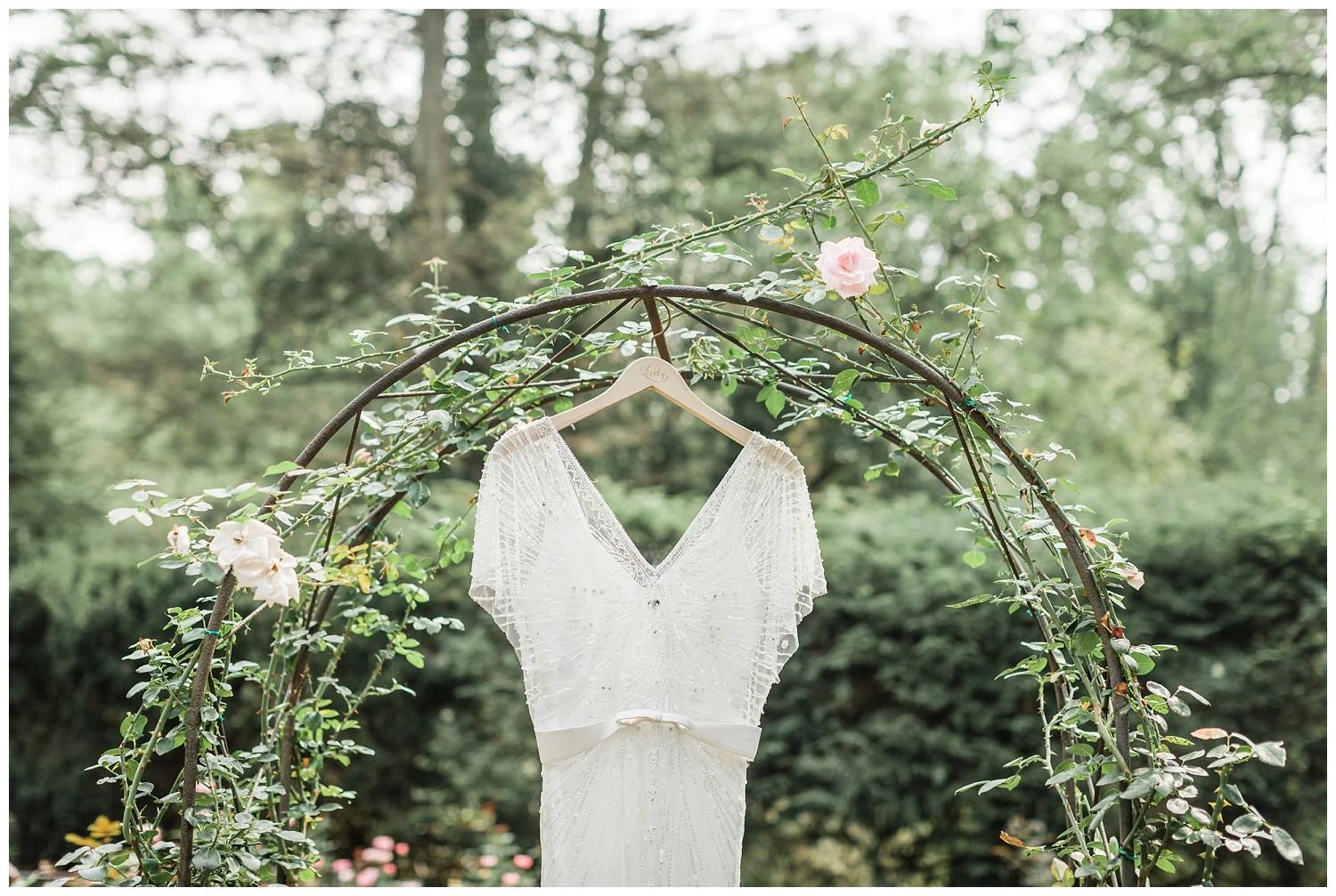 For the modern couple planning their wedding in NY, NJ + PA. Real weddings, engagements, inspiration + more!
