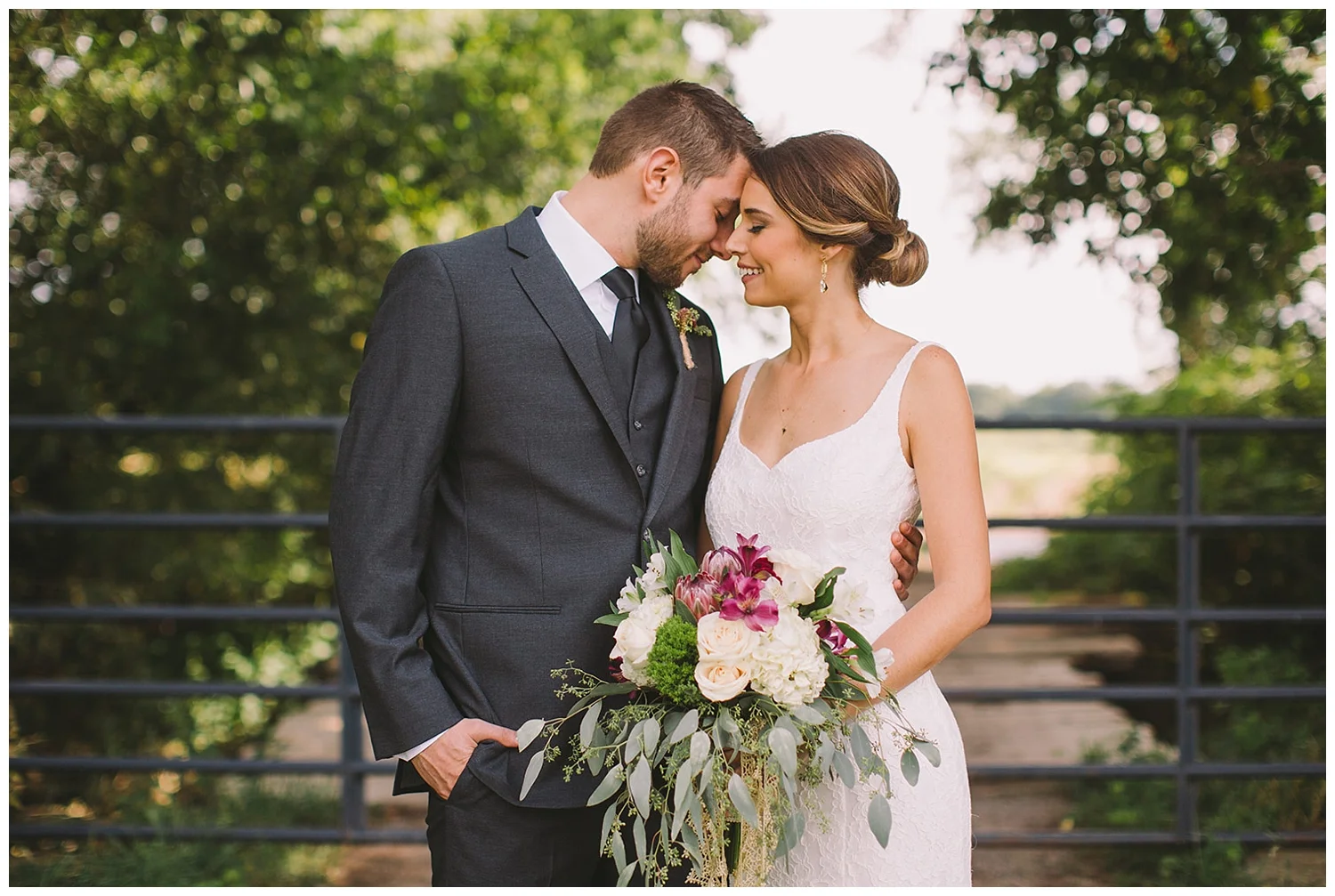 For the modern couple planning their wedding in NY, NJ + PA. Real weddings, engagements, inspiration + more!