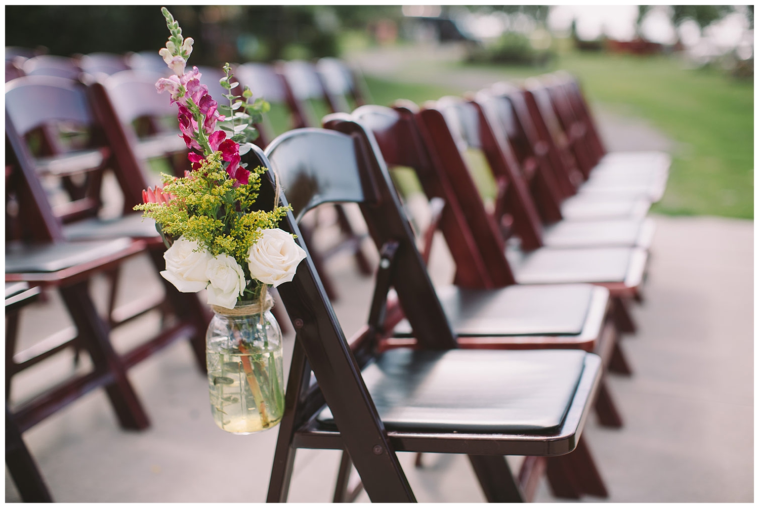For the modern couple planning their wedding in NY, NJ + PA. Real weddings, engagements, inspiration + more!