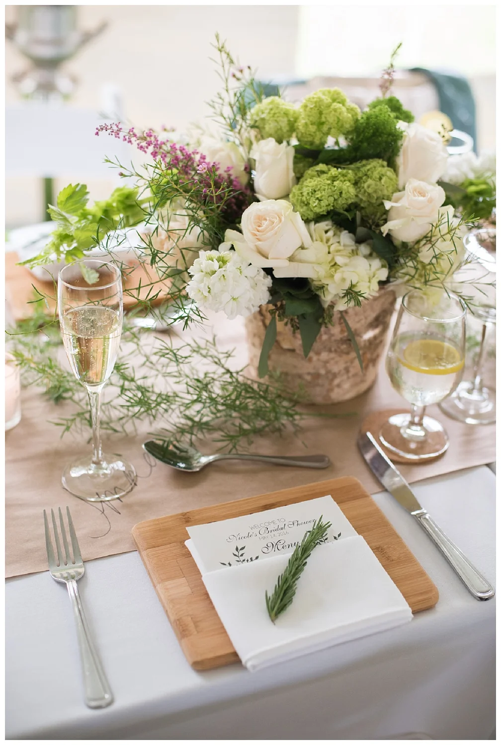 For the modern couple planning their wedding in NY, NJ + PA. Real weddings, engagements, inspiration + more!