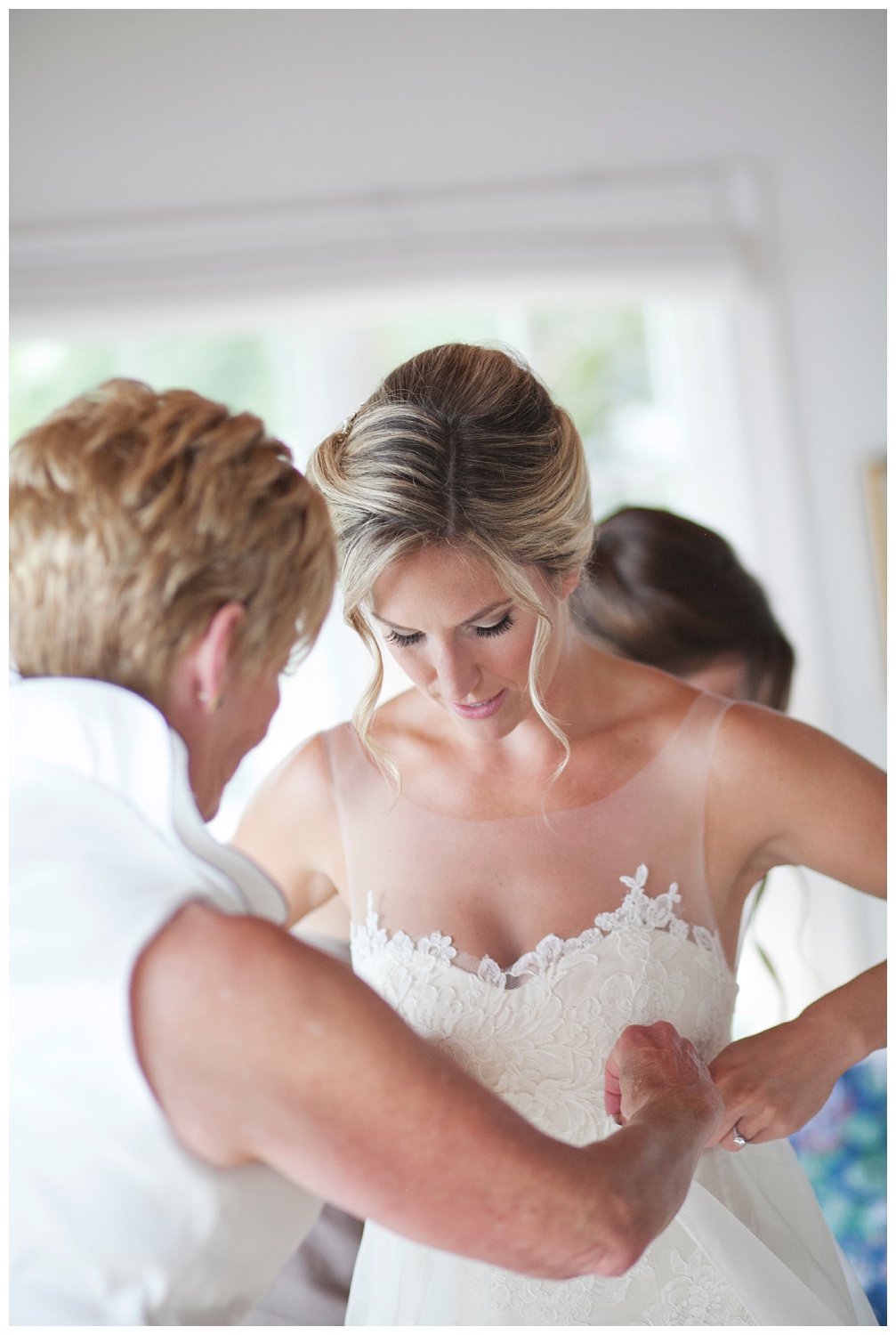 For the modern couple planning their wedding in NY, NJ + PA. Real weddings, engagements, inspiration + more!