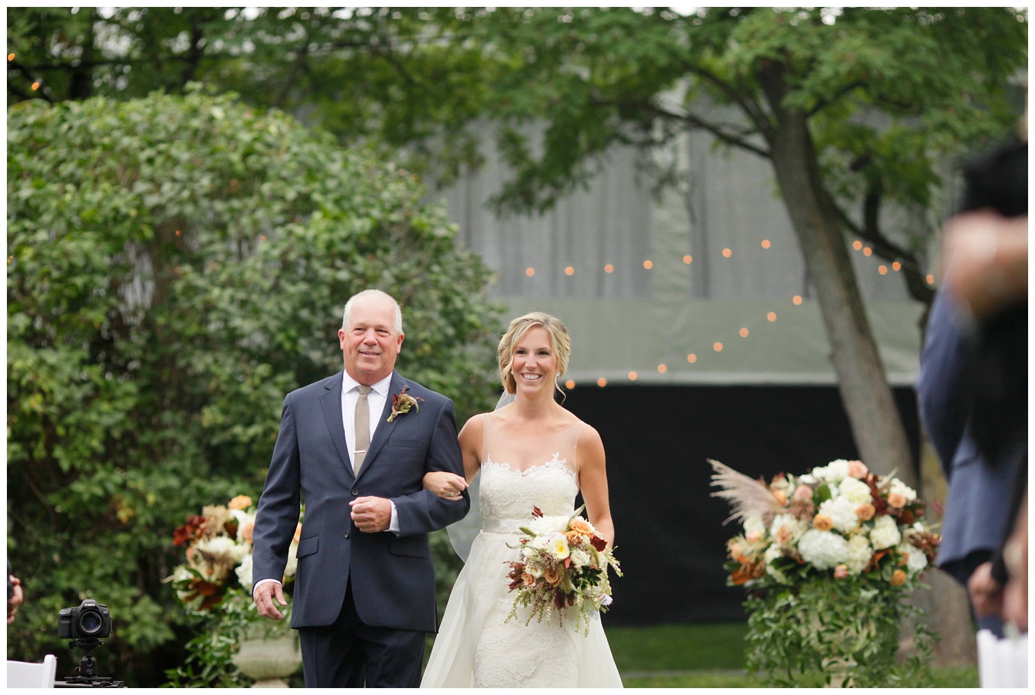 For the modern couple planning their wedding in NY, NJ + PA. Real weddings, engagements, inspiration + more!