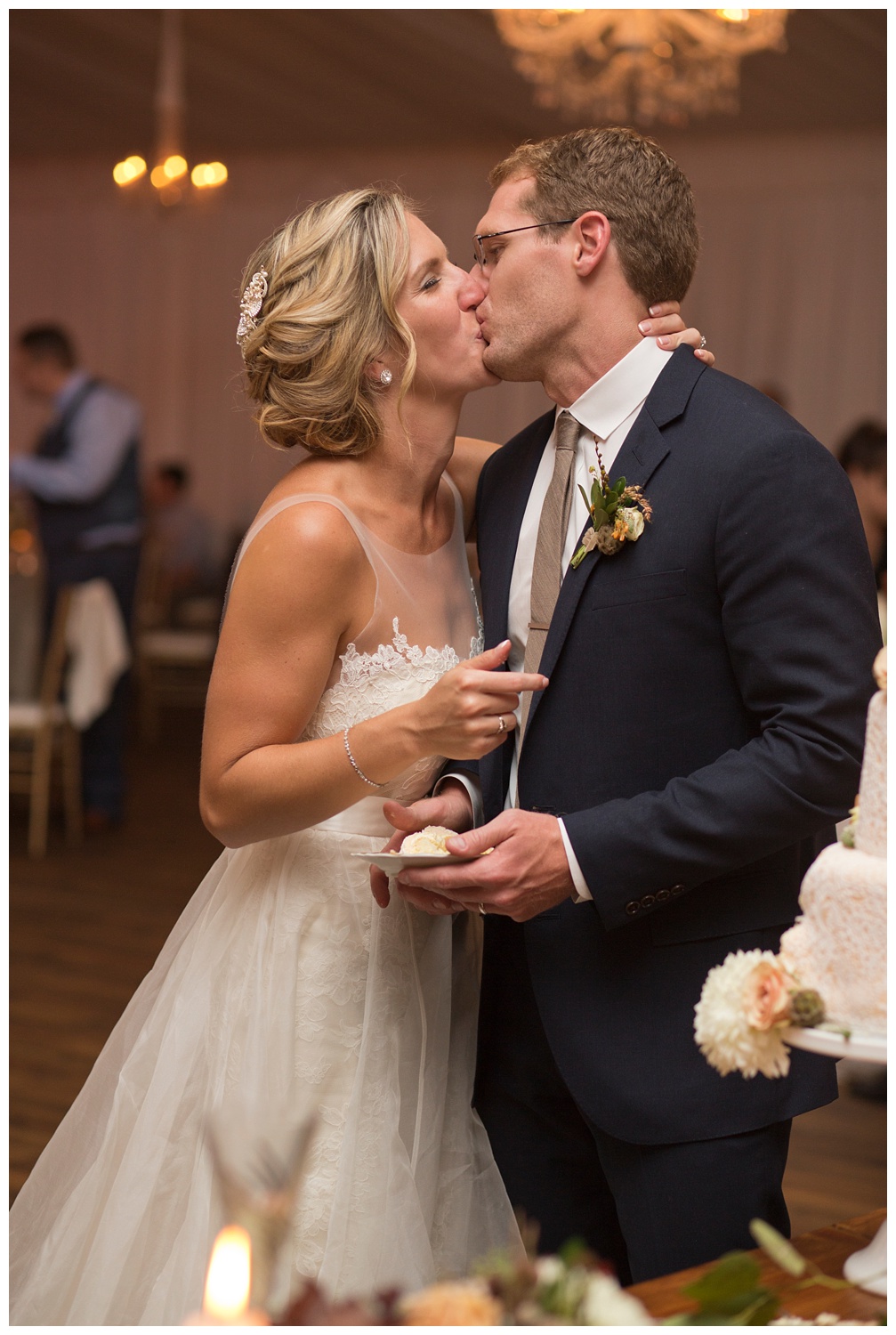 For the modern couple planning their wedding in NY, NJ + PA. Real weddings, engagements, inspiration + more!