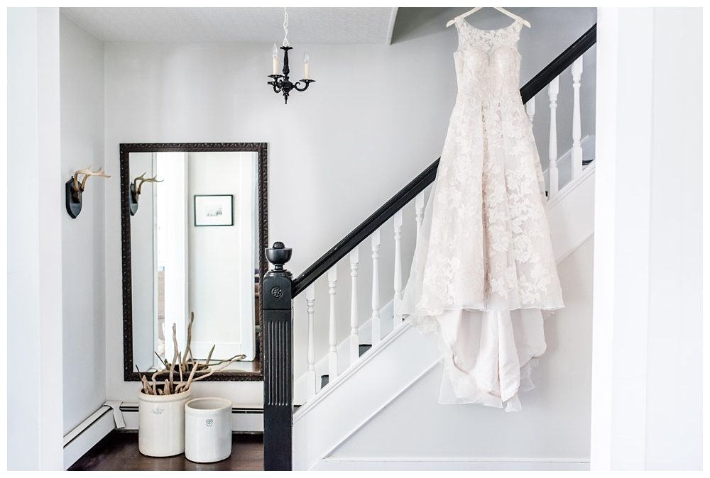 For the modern couple planning their wedding in NY, NJ + PA. Real weddings, engagements, inspiration + more!