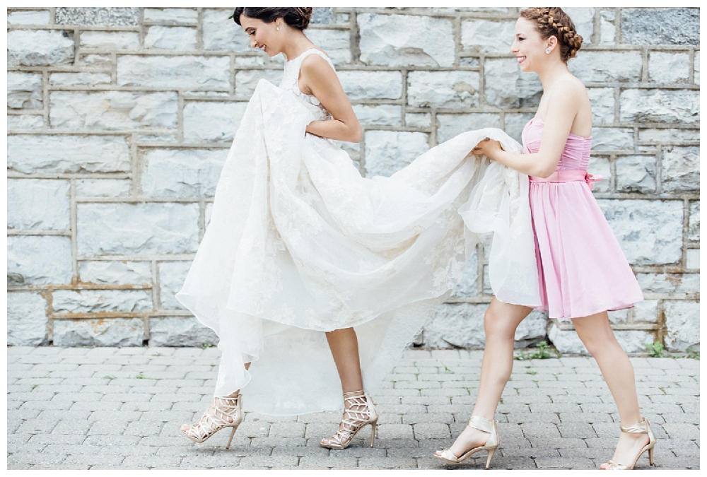 For the modern couple planning their wedding in NY, NJ + PA. Real weddings, engagements, inspiration + more!