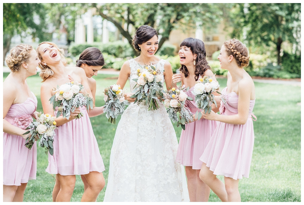 For the modern couple planning their wedding in NY, NJ + PA. Real weddings, engagements, inspiration + more!