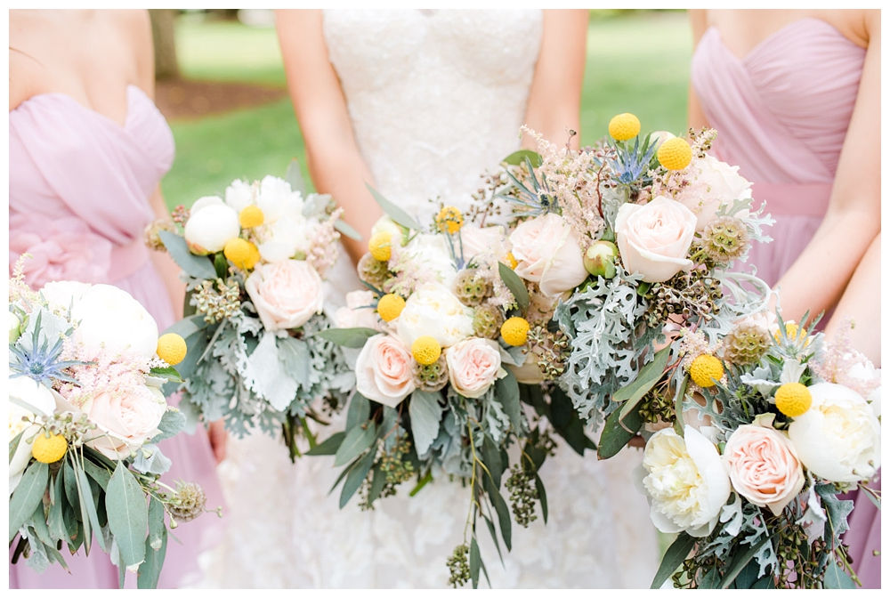 For the modern couple planning their wedding in NY, NJ + PA. Real weddings, engagements, inspiration + more!