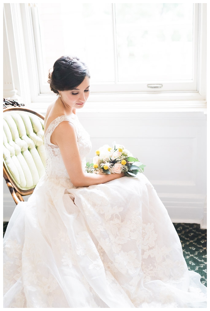 For the modern couple planning their wedding in NY, NJ + PA. Real weddings, engagements, inspiration + more!