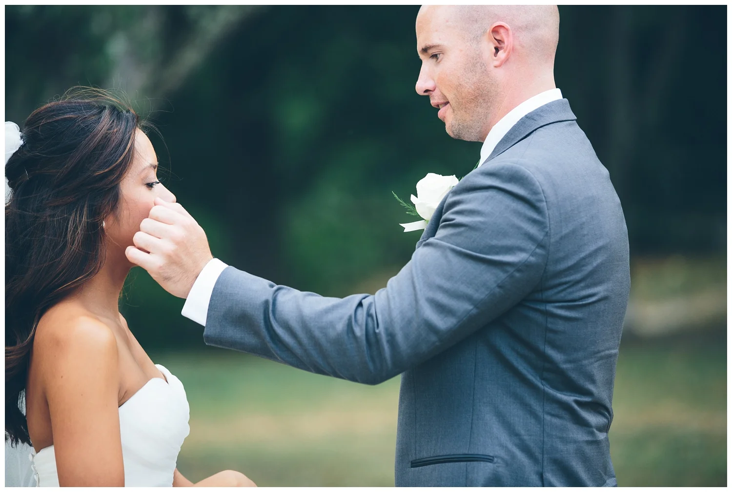 For the modern couple planning their wedding in NY, NJ + PA. Real weddings, engagements, inspiration + more!