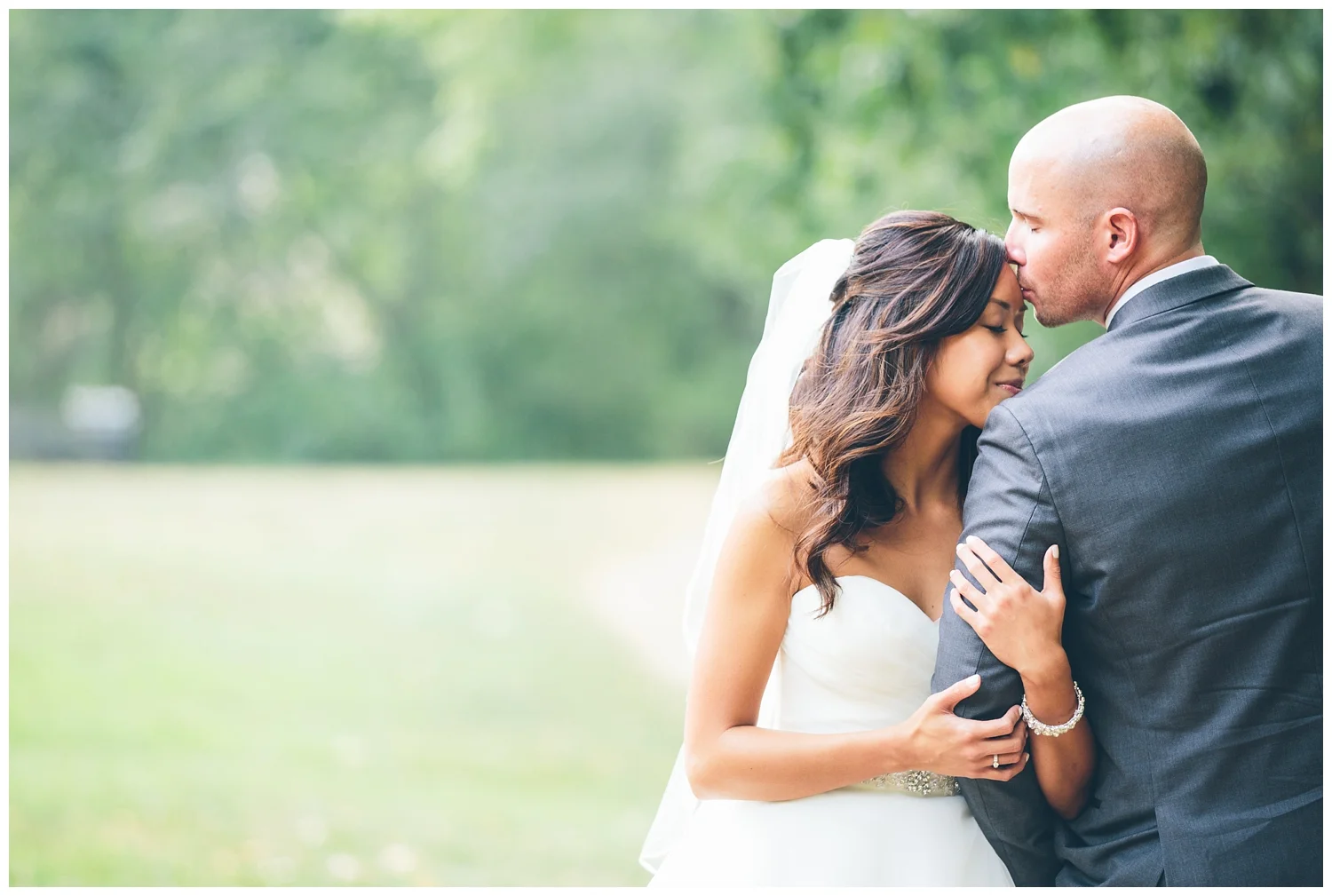 For the modern couple planning their wedding in NY, NJ + PA. Real weddings, engagements, inspiration + more!