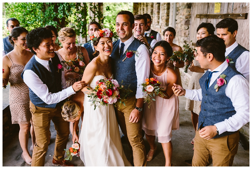 For the modern couple planning their wedding in NY, NJ + PA. Real weddings, engagements, inspiration + more!