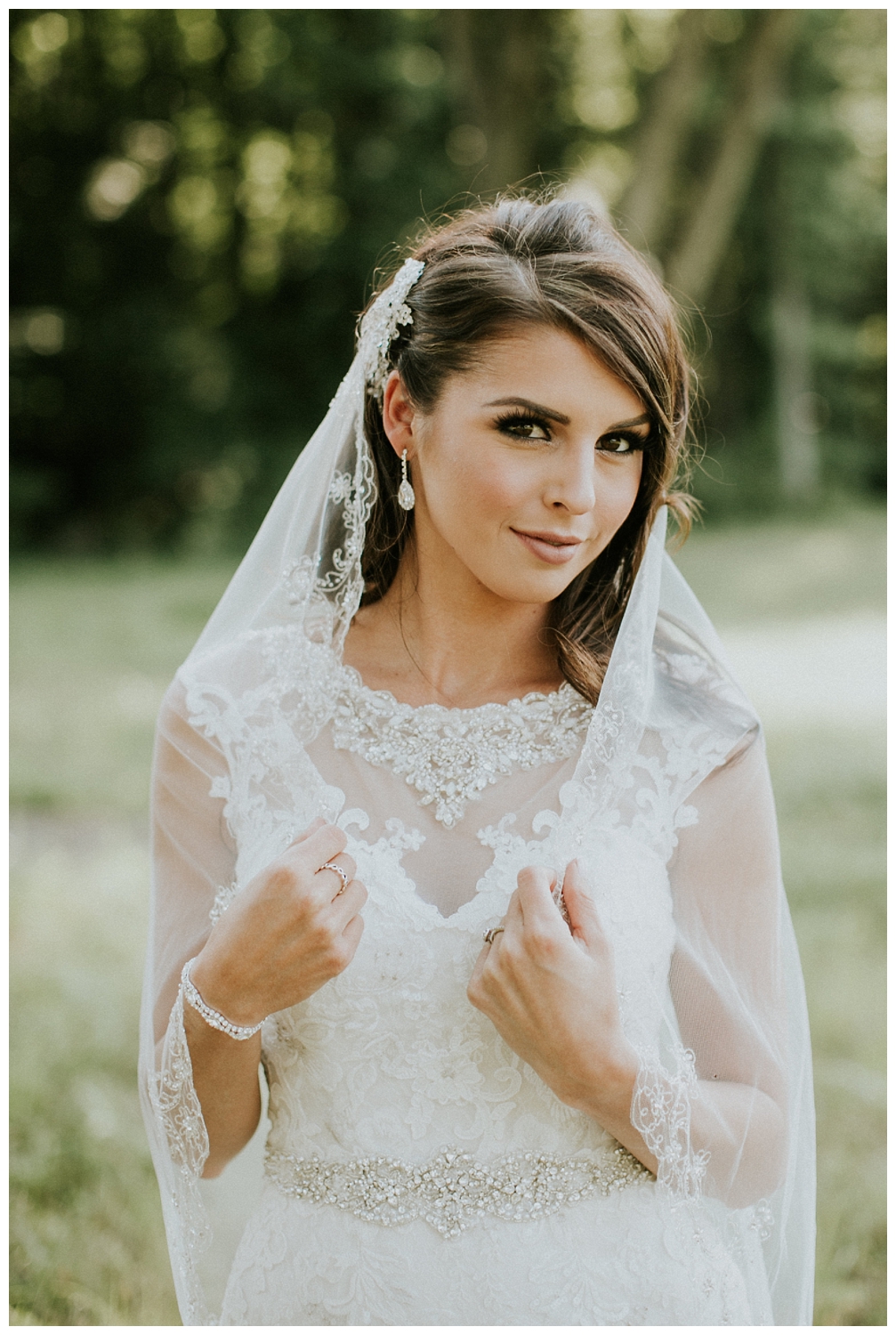 Romantic Summer Wedding at Belle Voir Manor • Sarah Brookhart ...