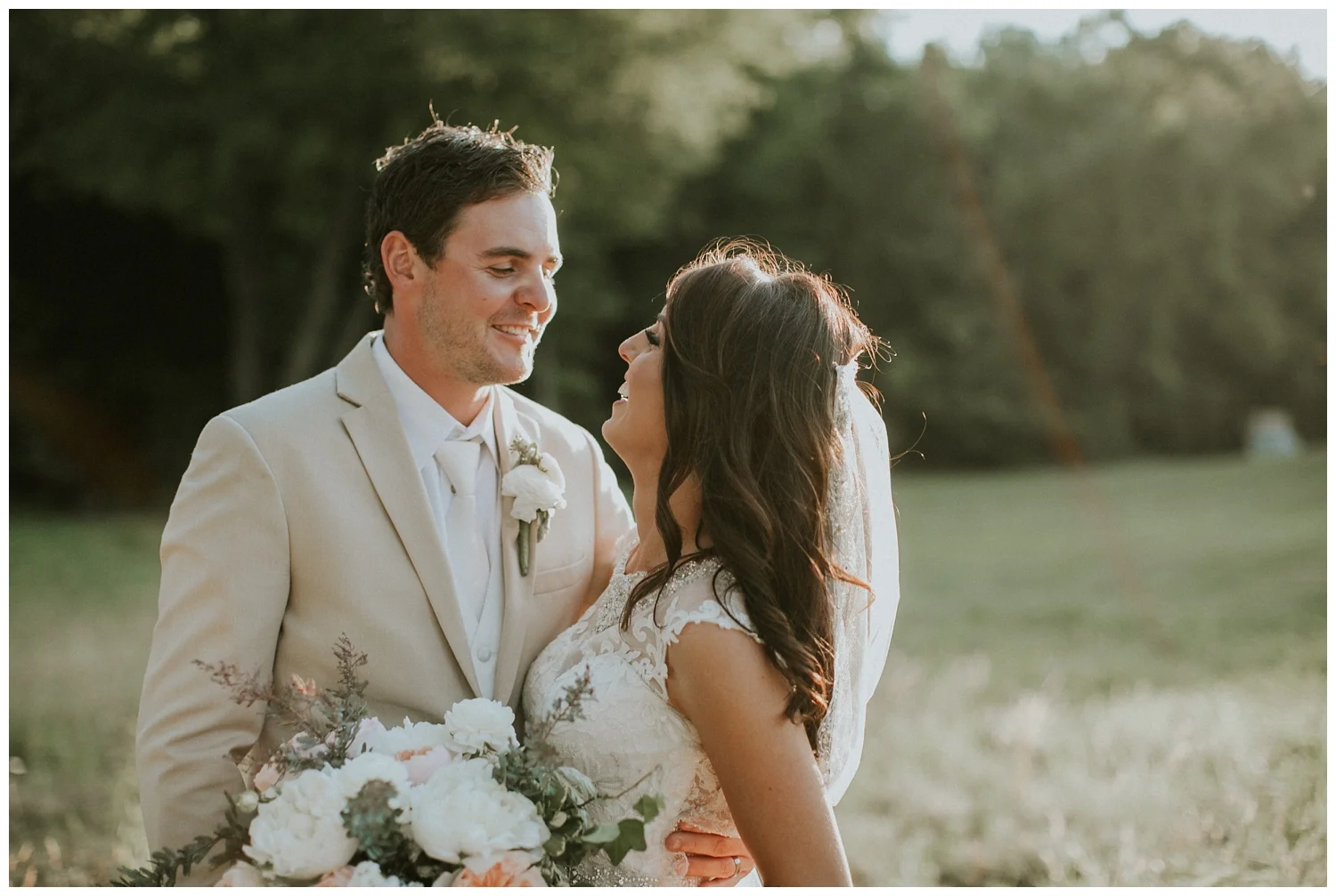 For the modern couple planning their wedding in NY, NJ + PA. Real weddings, engagements, inspiration + more!