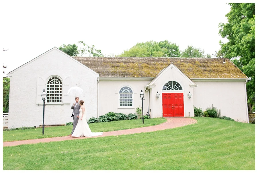 For the modern couple planning their wedding in NY, NJ + PA. Real weddings, engagements, inspiration + more!