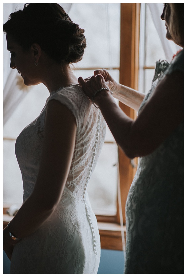 For the modern couple planning their wedding in NY, NJ + PA. Real weddings, engagements, inspiration + more!
