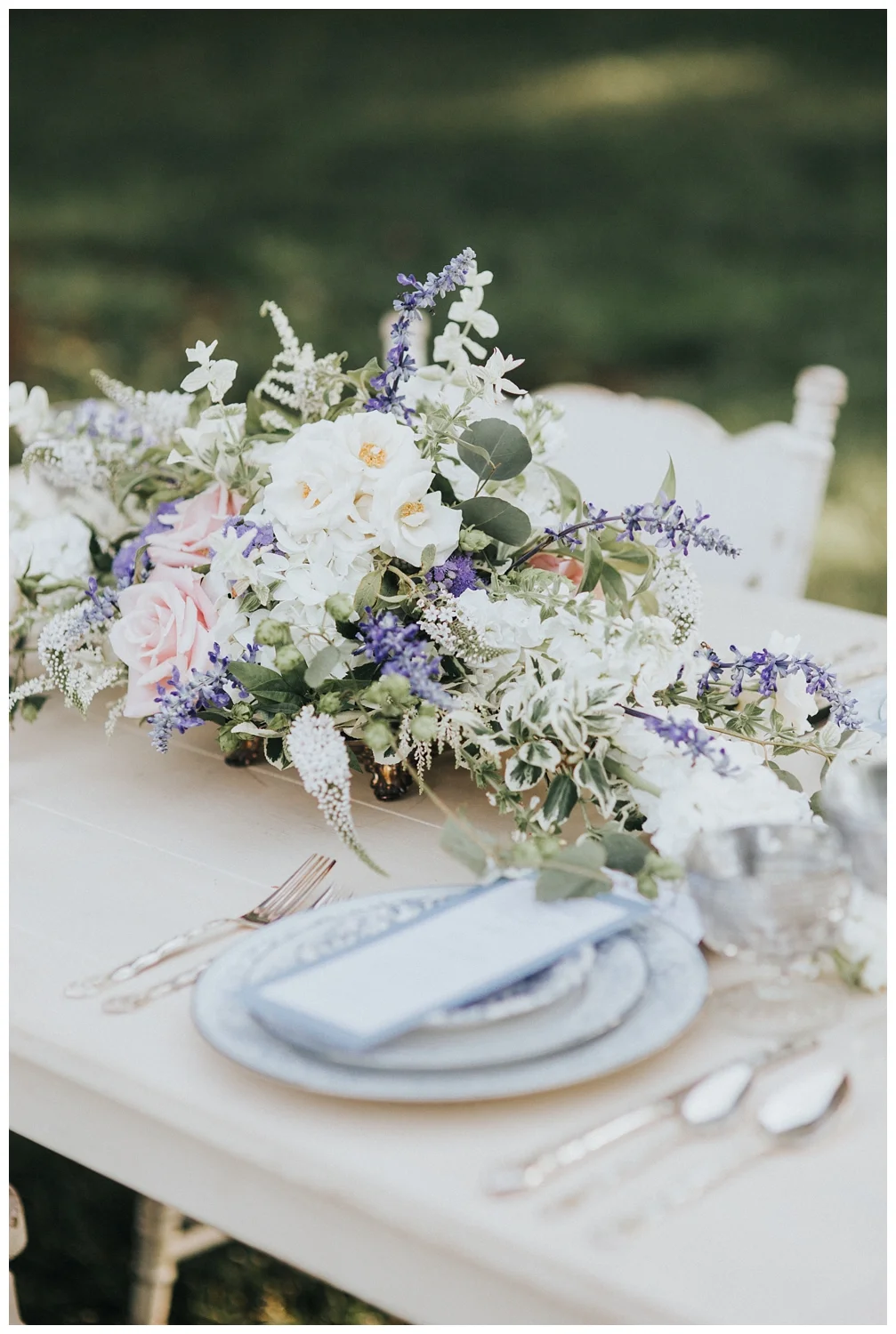 For the modern couple planning their wedding in NY, NJ + PA. Real weddings, engagements, inspiration + more!