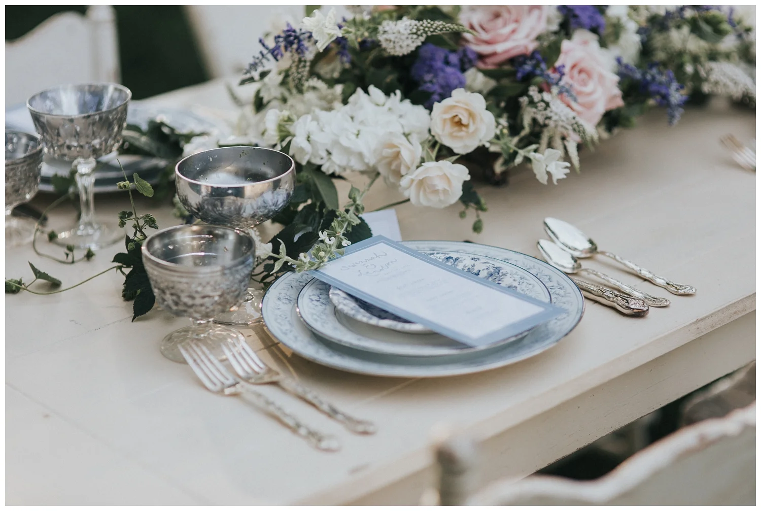 For the modern couple planning their wedding in NY, NJ + PA. Real weddings, engagements, inspiration + more!