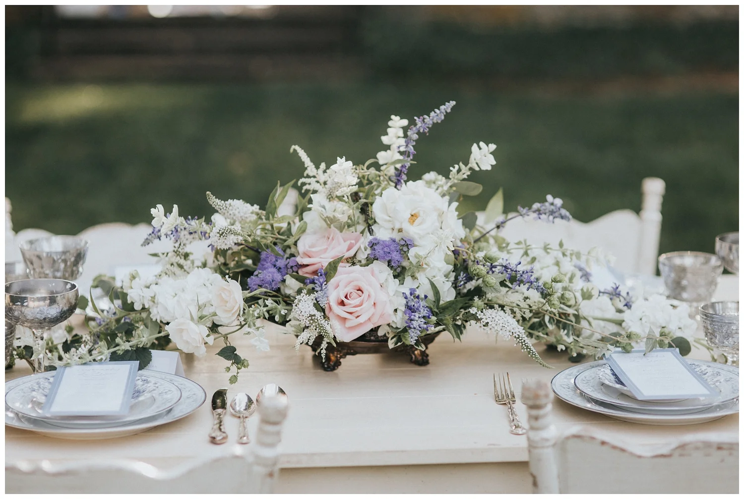 For the modern couple planning their wedding in NY, NJ + PA. Real weddings, engagements, inspiration + more!