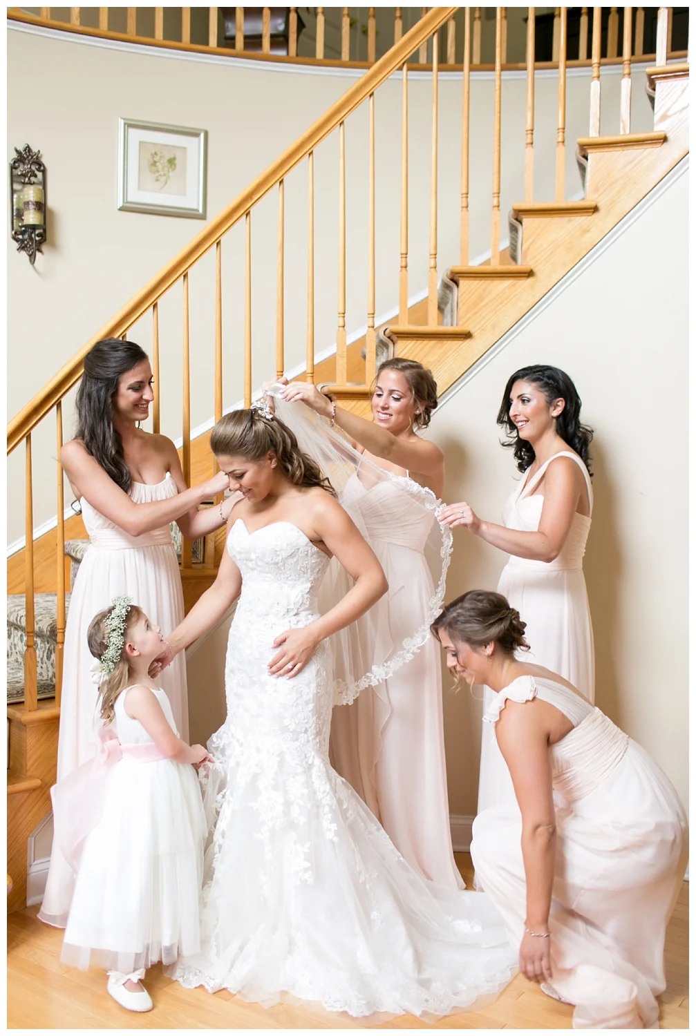 For the modern couple planning their wedding in NY, NJ + PA. Real weddings, engagements, inspiration + more!