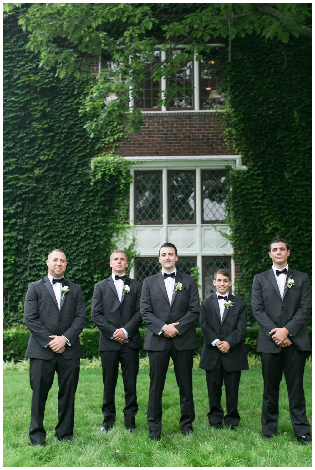 For the modern couple planning their wedding in NY, NJ + PA. Real weddings, engagements, inspiration + more!