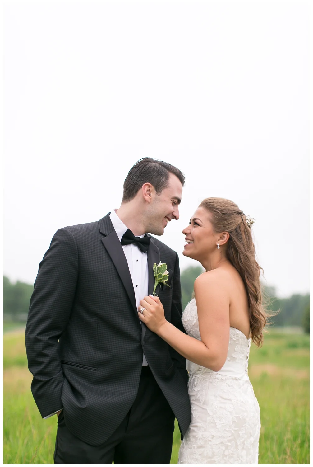 For the modern couple planning their wedding in NY, NJ + PA. Real weddings, engagements, inspiration + more!