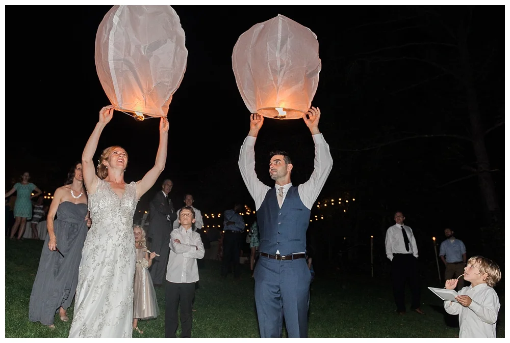 For the modern couple planning their wedding in NY, NJ + PA. Real weddings, engagements, inspiration + more!