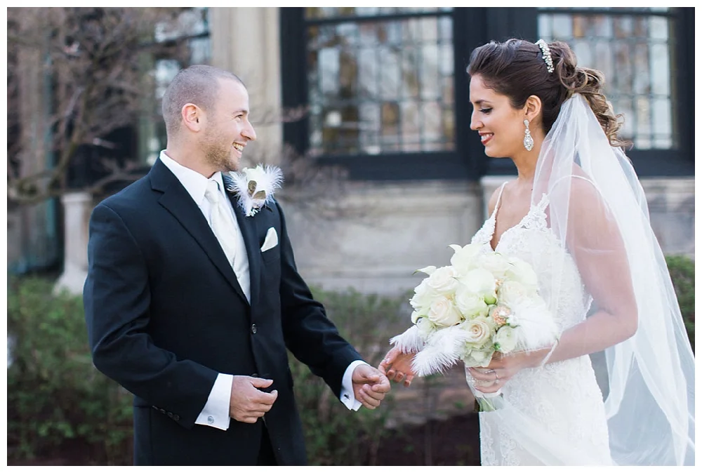 For the modern couple planning their wedding in NY, NJ + PA. Real weddings, engagements, inspiration + more!