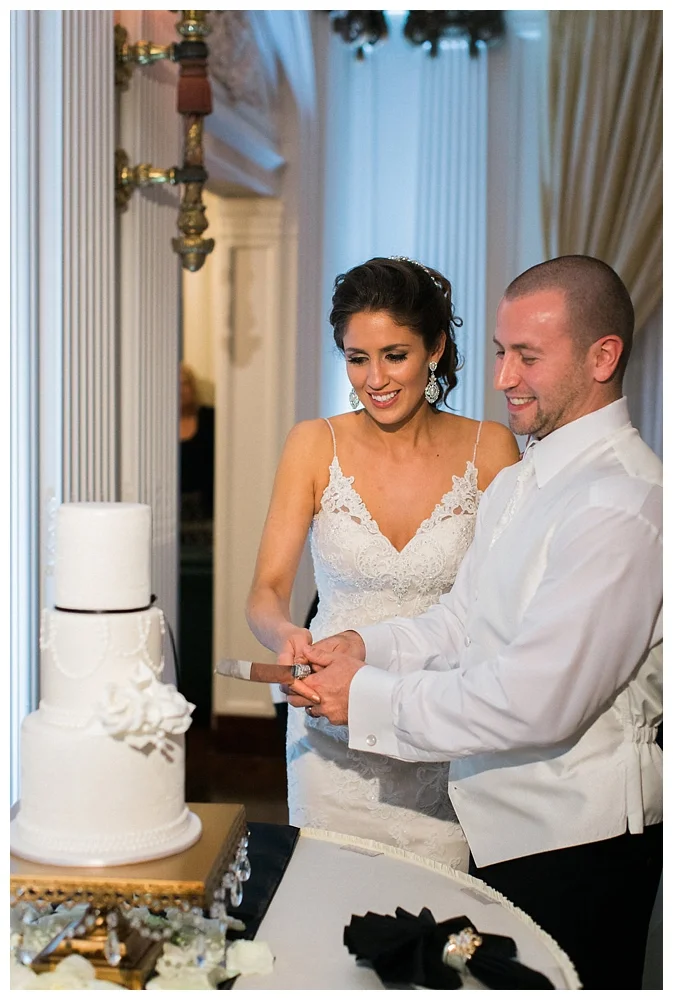 For the modern couple planning their wedding in NY, NJ + PA. Real weddings, engagements, inspiration + more!