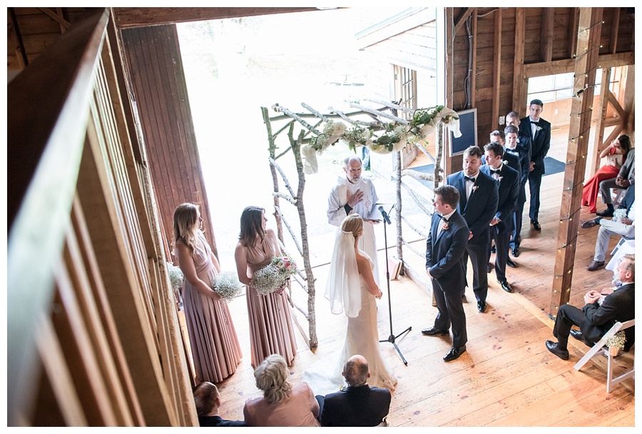For the modern couple planning their wedding in NY, NJ + PA. Real weddings, engagements, inspiration + more!