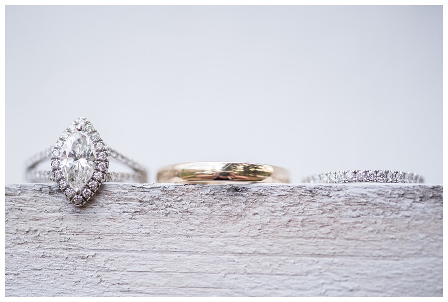 For the modern couple planning their wedding in NY, NJ + PA. Real weddings, engagements, inspiration + more!