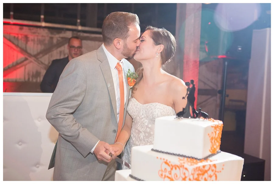 For the modern couple planning their wedding in NY, NJ + PA. Real weddings, engagements, inspiration + more!