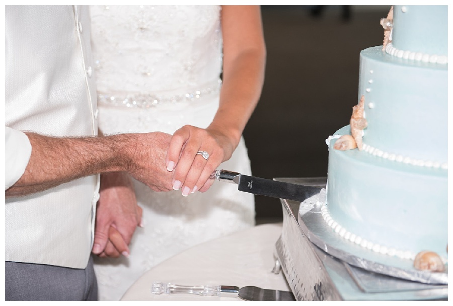 For the modern couple planning their wedding in NY, NJ + PA. Real weddings, engagements, inspiration + more!