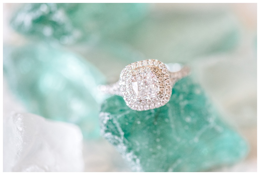 For the modern couple planning their wedding in NY, NJ + PA. Real weddings, engagements, inspiration + more!